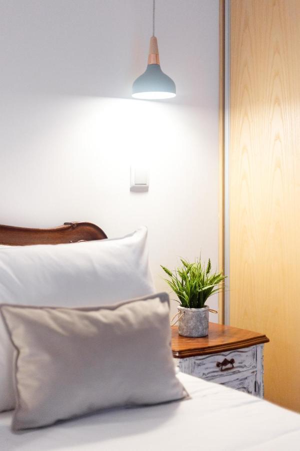 Riverside 2 Bedroom Apartment By Da'Home ポルト エクステリア 写真