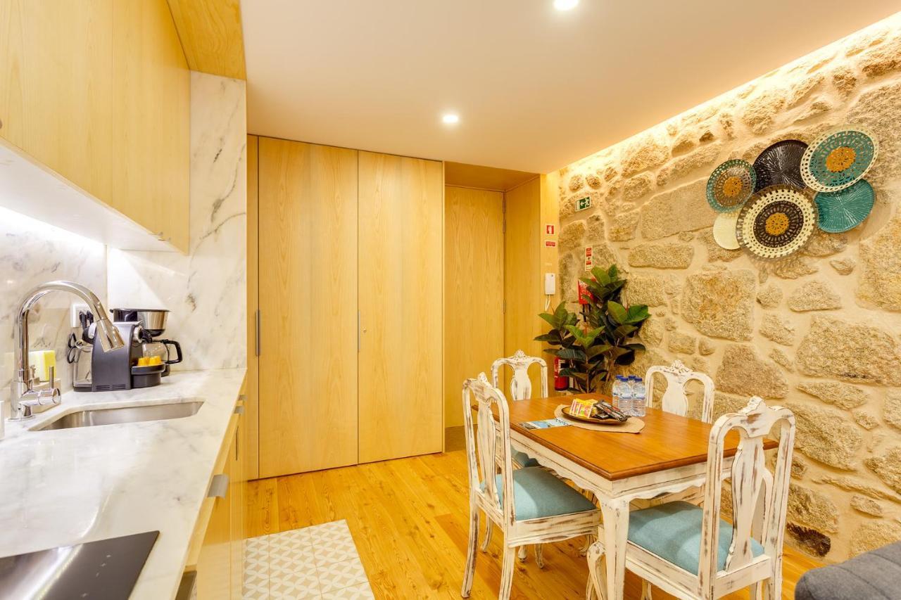 Riverside 2 Bedroom Apartment By Da'Home ポルト エクステリア 写真