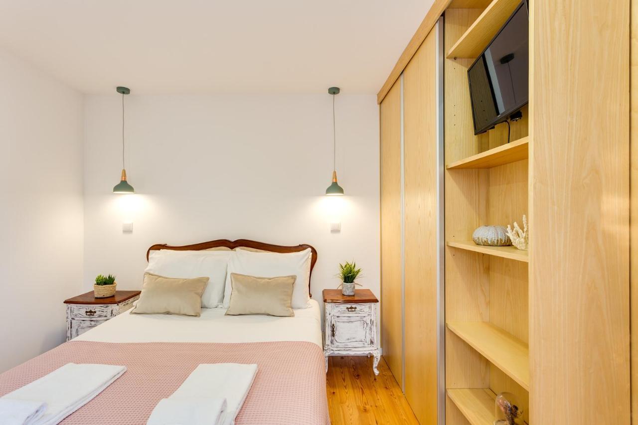 Riverside 2 Bedroom Apartment By Da'Home ポルト エクステリア 写真